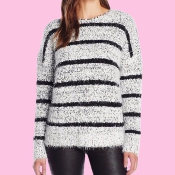 Calvin Klein Crewneck Women Fuzzy Soft White Black Striped Sweater Small - Picture 1 of 10